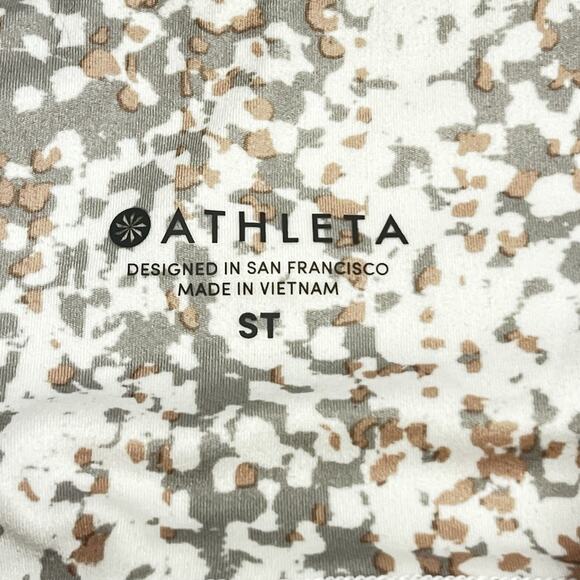Athleta Leggings Size ST White Gray Pink Animal Print Side Pockets High Rise - Picture 3 of 9